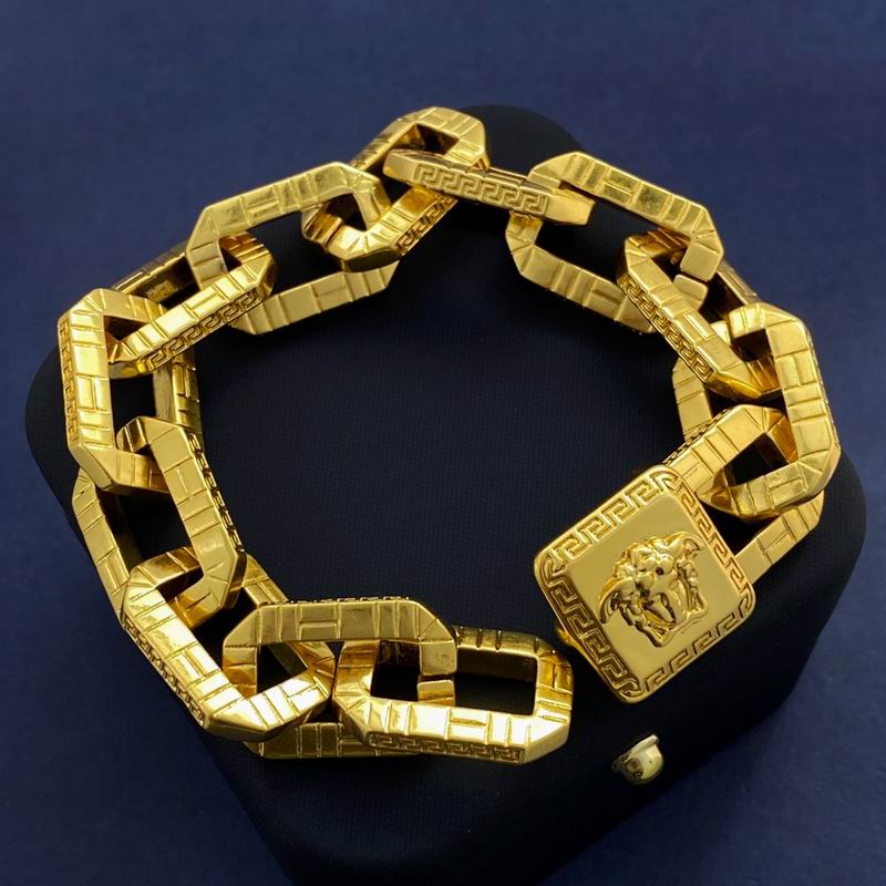 Versace bracelet 05lyx84